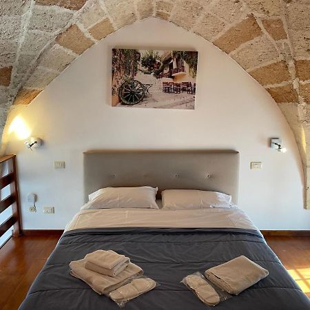 B&B Piazzetta Verdi Lecce Esterno foto
